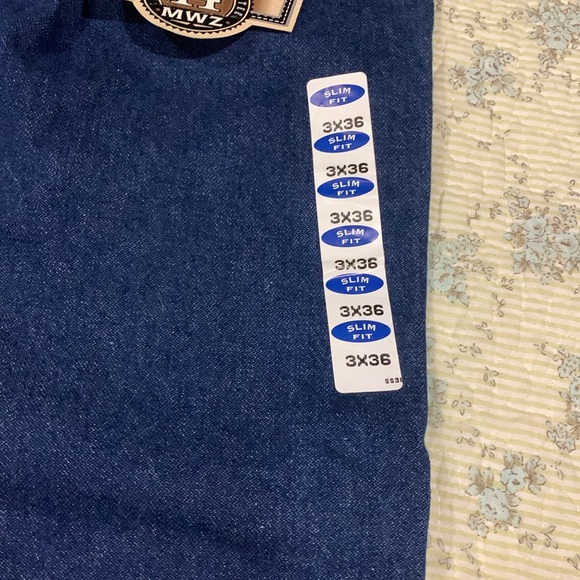 Wrangler Cowboy Cut Women’s Jean NEW Size 3 x 36 Slim fit tapered Fits over boot - Picture 6 of 9